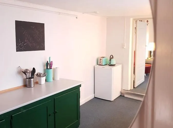 Cozy Right Next To The Hall Appartement *