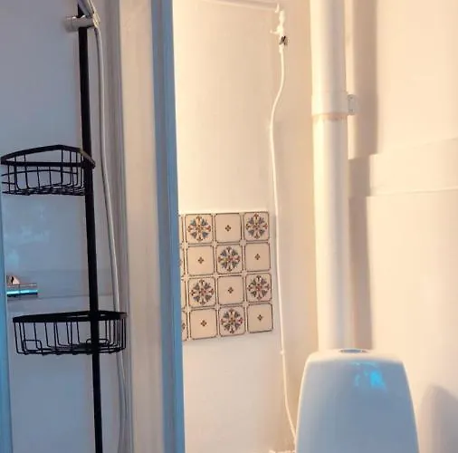 Cozy Right Next To The Hall Appartement *